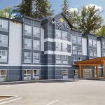 Microtel Oyster Bay